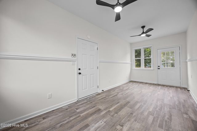 3516 Farmers Chapel Road NE, Leland, NC 28451
