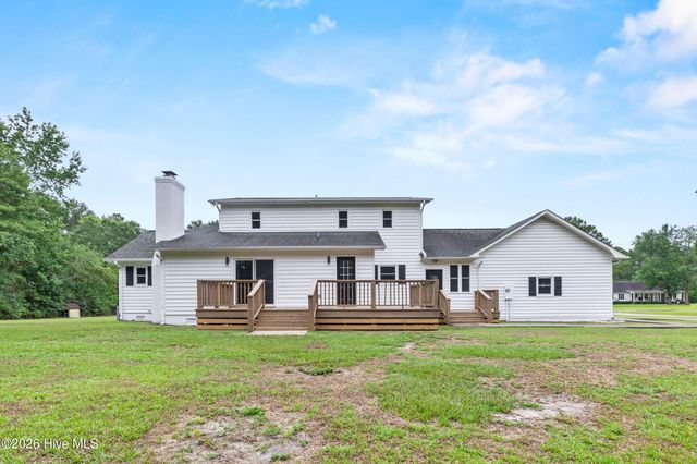 3516 Farmers Chapel Road NE, Leland, NC 28451