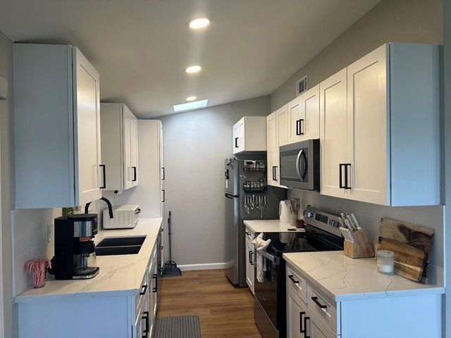 15124 Cozy Cove Lane, Willis, TX 77318