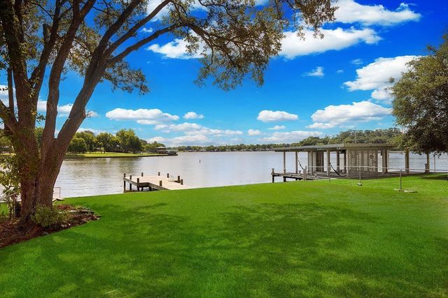 15124 Cozy Cove Lane, Willis, TX 77318