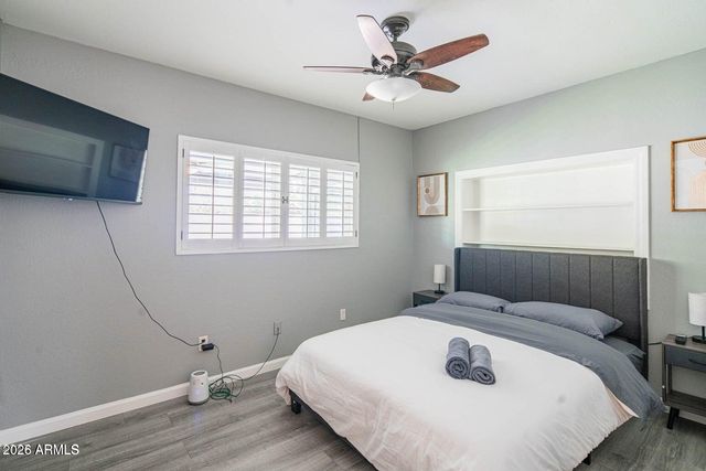 1648 E MITCHELL Drive, Phoenix, AZ 85016