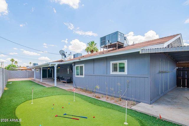 1648 E MITCHELL Drive, Phoenix, AZ 85016