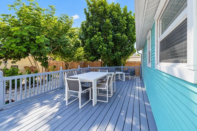 6980 POINSETTA, Longboat Key, FL 34228