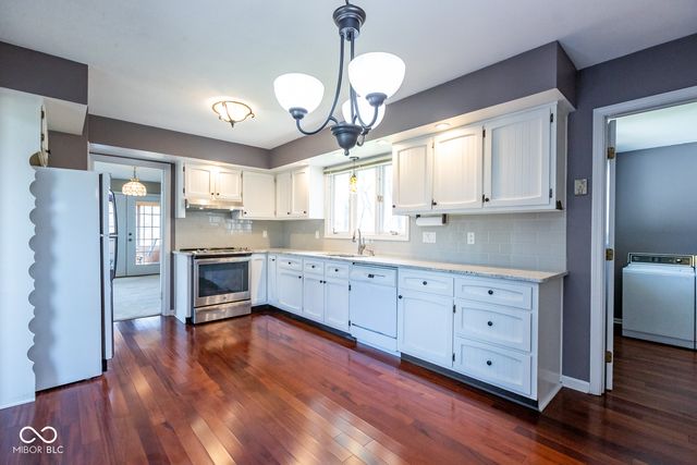 8341 Valley Estates Drive, Indianapolis, IN 46227