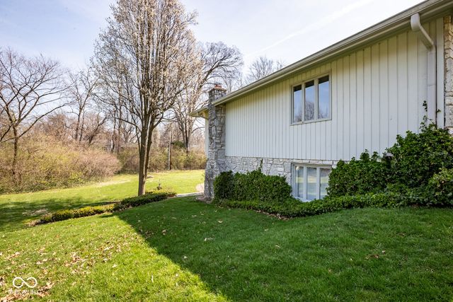 8341 Valley Estates Drive, Indianapolis, IN 46227