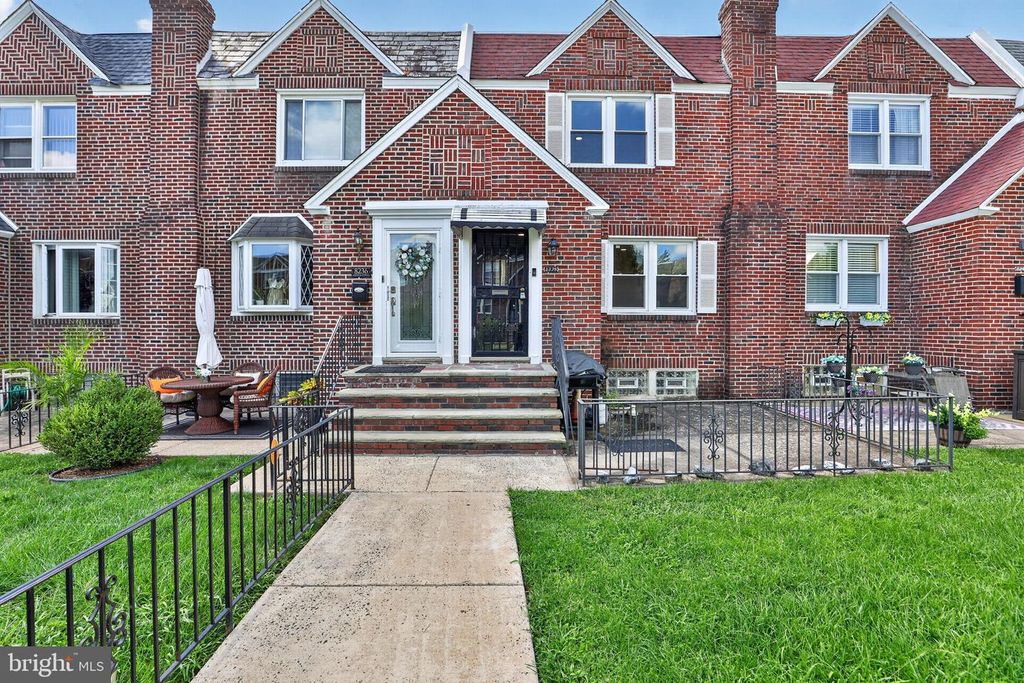 8238 FAYETTE ST, PHILADELPHIA, PA 19150 — photo 2