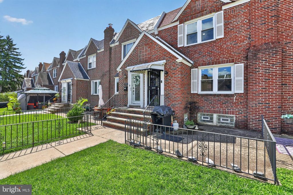 8238 FAYETTE ST, PHILADELPHIA, PA 19150 — photo 3
