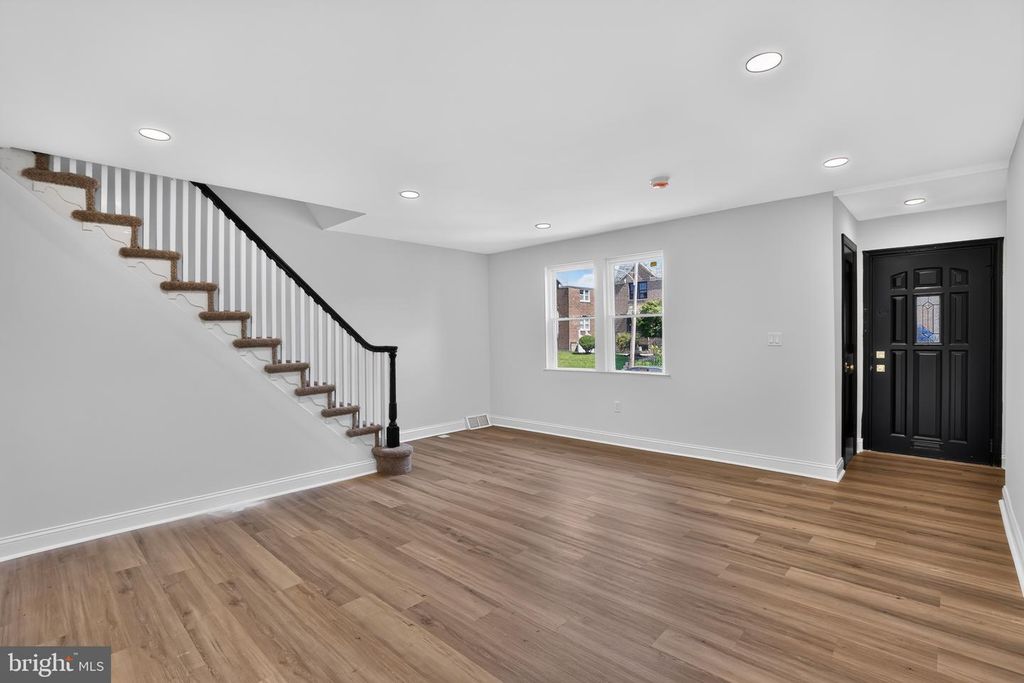 8238 FAYETTE ST, PHILADELPHIA, PA 19150 — photo 5