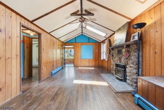 155 Highland Lakes Rd, Vernon Twp., NJ 07422