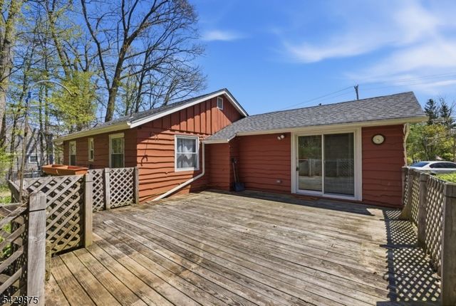 155 Highland Lakes Rd, Vernon Twp., NJ 07422