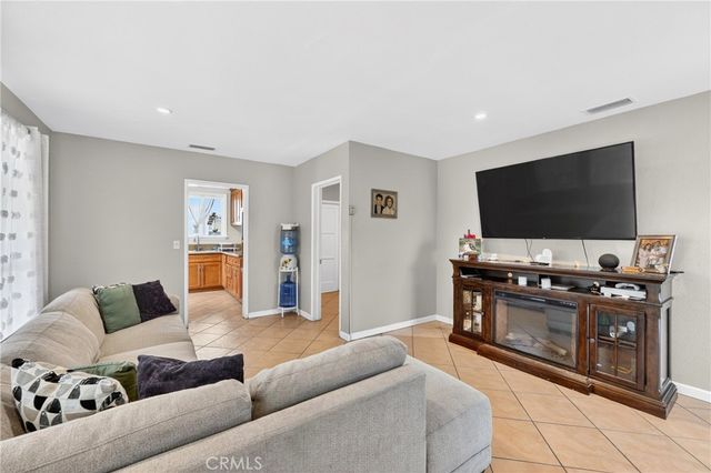 7747 Crossway Drive, Pico Rivera, CA 90660