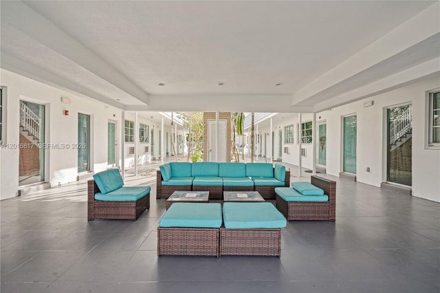 7950 Tatum Waterway Dr N14, Miami Beach, FL 33141