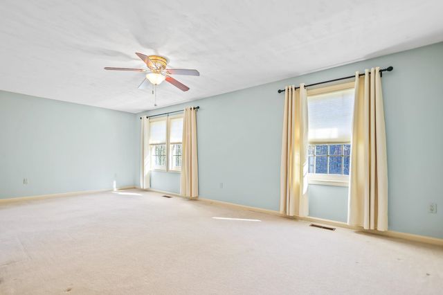 9 Hickory Pond Ln Unit 9, Atkinson, NH 03811