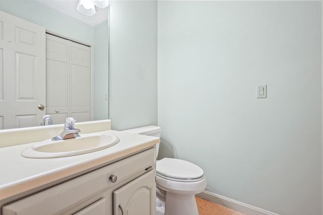 9 Hickory Pond Ln Unit 9, Atkinson, NH 03811