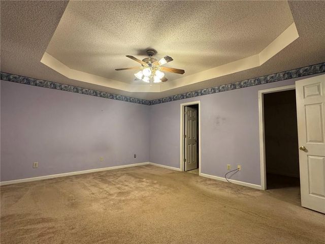 207 Williamsburg Circle, Mcdonough, GA 30253