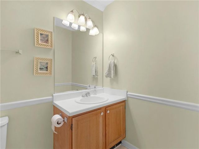 207 Williamsburg Circle, Mcdonough, GA 30253