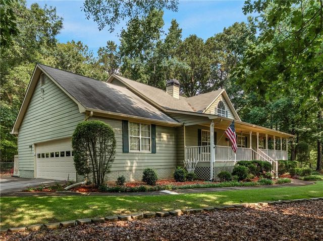 207 Williamsburg Circle, Mcdonough, GA 30253