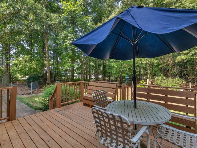 207 Williamsburg Circle, Mcdonough, GA 30253
