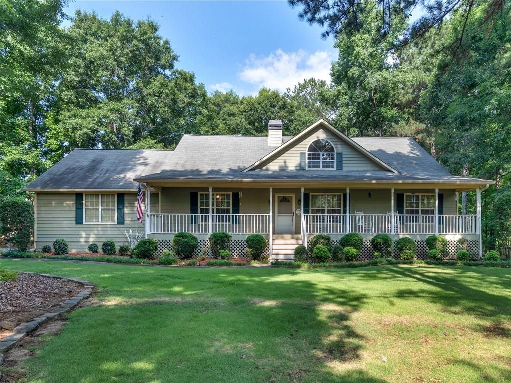 207 Williamsburg Circle, Mcdonough, GA 30253