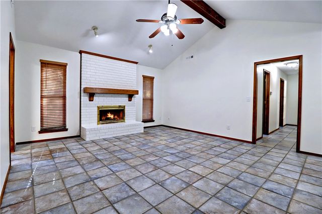 363 Malinda Drive, Fayetteville, AR 72703