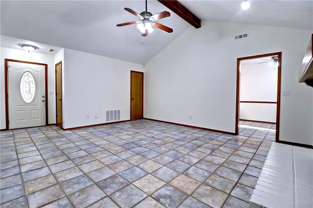 363 Malinda Drive, Fayetteville, AR 72703