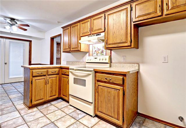 363 Malinda Drive, Fayetteville, AR 72703