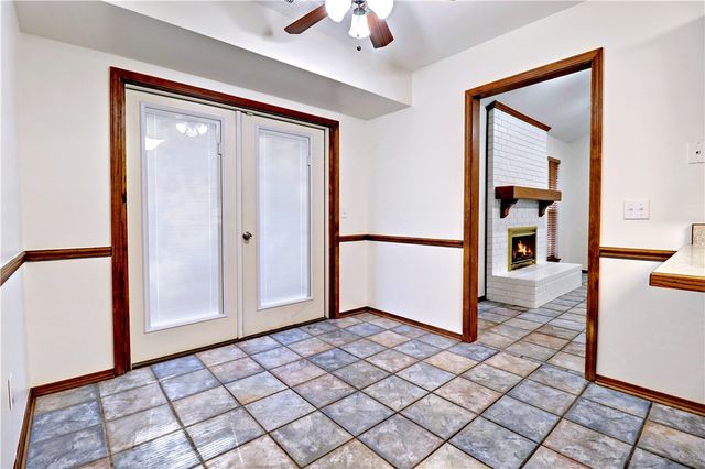 363 Malinda Drive, Fayetteville, AR 72703