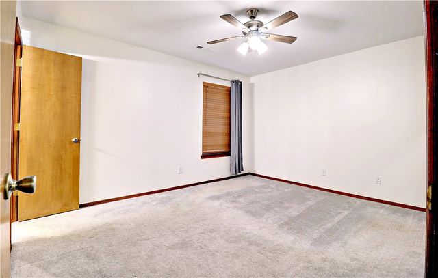 363 Malinda Drive, Fayetteville, AR 72703