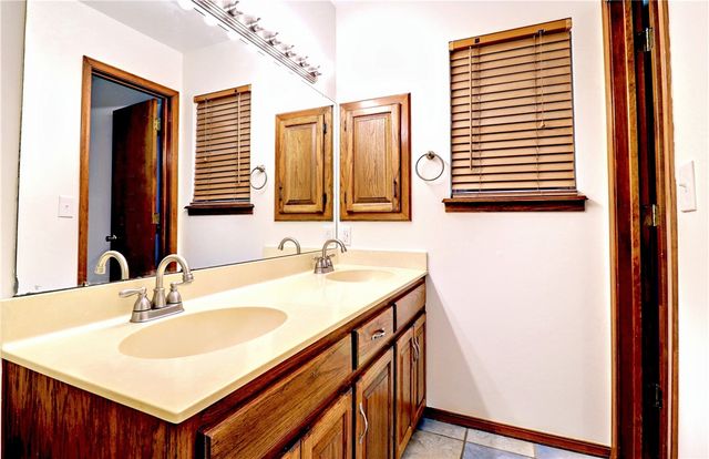 363 Malinda Drive, Fayetteville, AR 72703