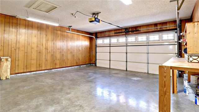 363 Malinda Drive, Fayetteville, AR 72703