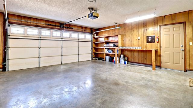 363 Malinda Drive, Fayetteville, AR 72703