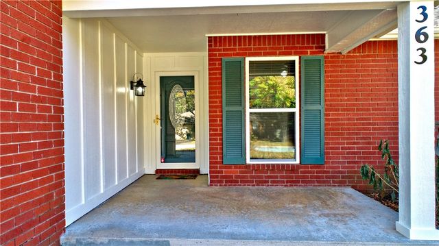 363 Malinda Drive, Fayetteville, AR 72703