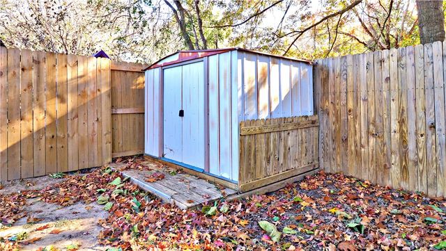 363 Malinda Drive, Fayetteville, AR 72703