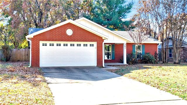 363 Malinda Drive, Fayetteville, AR 72703