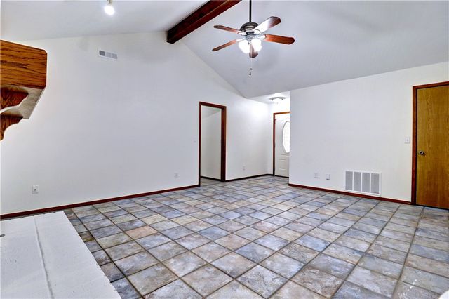 363 Malinda Drive, Fayetteville, AR 72703