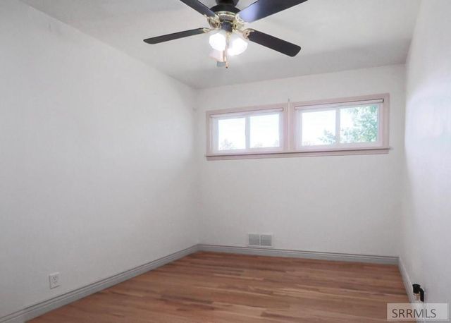 305 E 3rd S, Rexburg, ID 83440