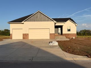 2717 S Clear Creek St, Wichita, KS 67230