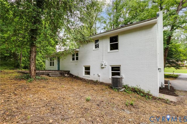 616 Forkland Dr, North Chesterfield, VA 23235