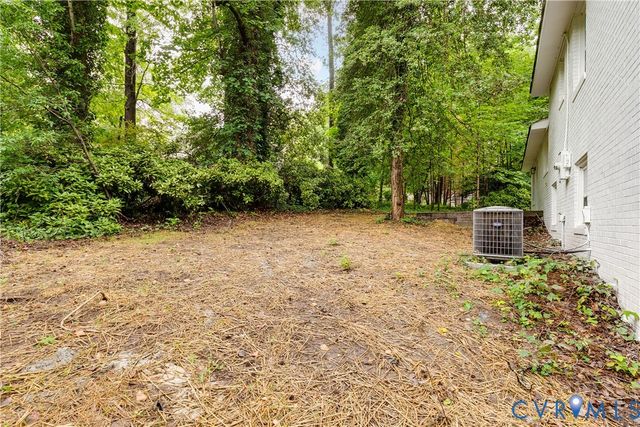 616 Forkland Dr, North Chesterfield, VA 23235