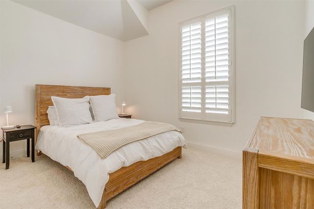 1018 Hoxton Lane, Forney, TX 75126