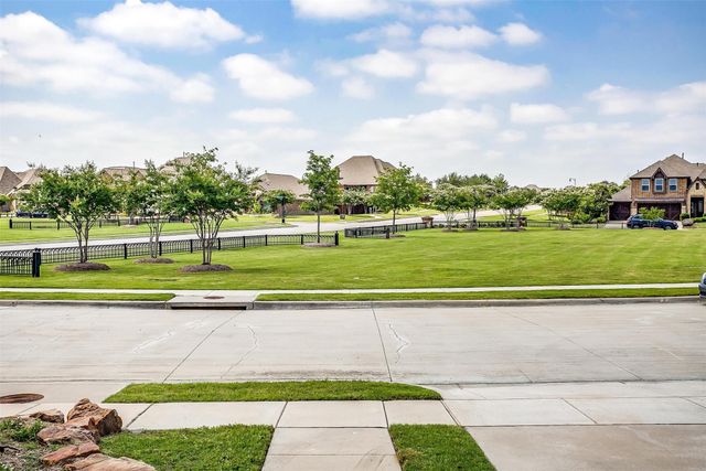 1018 Hoxton Lane, Forney, TX 75126
