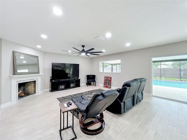 8078 NICKLAUS DRIVE, Orlando, FL 32825