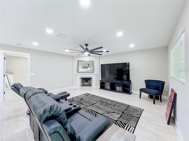 8078 NICKLAUS DRIVE, Orlando, FL 32825