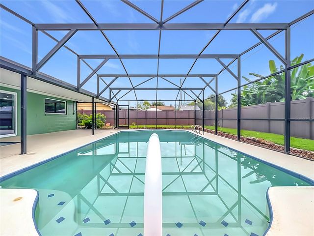 8078 NICKLAUS DRIVE, Orlando, FL 32825