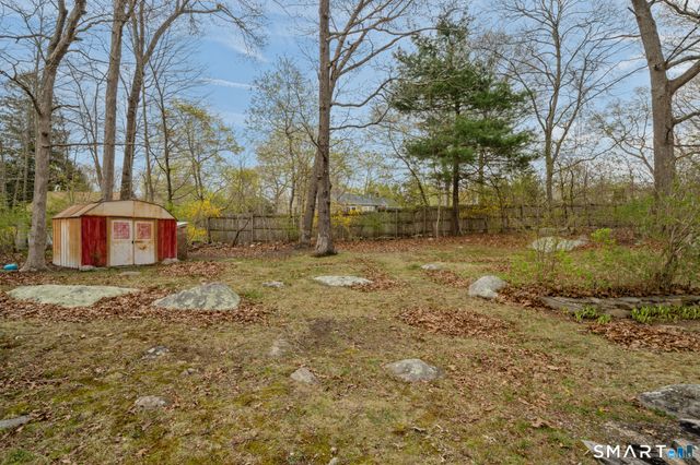 12 Lake Street, Ledyard, CT 06339