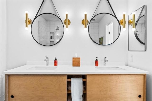 2020 Southridge Drive, Palm Springs, CA 92264