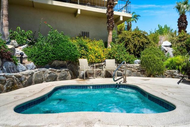 2020 Southridge Drive, Palm Springs, CA 92264