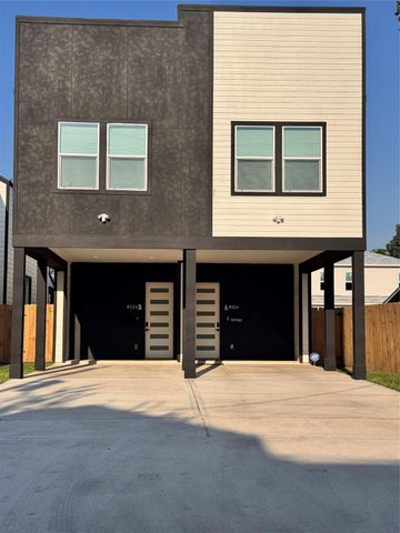 8324 Mariah Street A, Houston, TX 77051