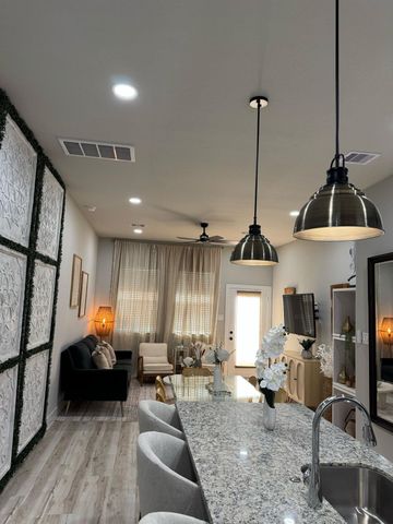 8324 Mariah Street A, Houston, TX 77051