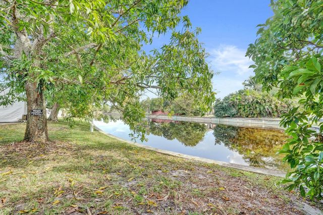 7018 NW 64th Street, Tamarac, FL 33321